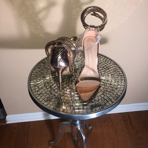 Gold High Heeled Shoe with Snake Straps. Size 7